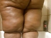 WOULD U FUCK OR WOULD U FUCK????