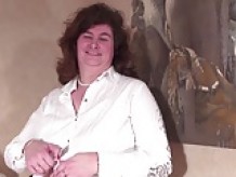 Big old mom needs your hard cock
