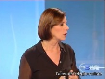Bianca Berlinguer mette il culo in mostra