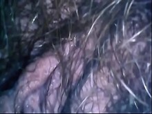 Exploración emocionante de endoscopio del coño peludo de mamá y su gilipollas