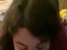 Pissy Emmy - Sexy morena milf chupa polla