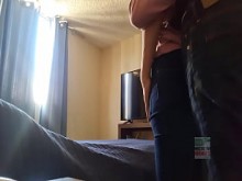 MILF madura, yendo por su dotación de leche bien aventada. Isa Hotwife, esposa liberal, la esposa que todos quieren tener.