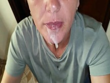 MILF madura casada infiel follada por todos los agujeros