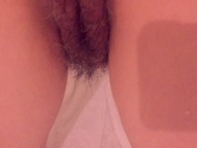 LAVANDO MI COÑO EN LA DUCHA Y TENIENDO SEXO MADRASTRA ASIÁTICA MADRASTRA