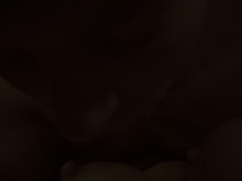 Chupada de tetas grandes verdaderamente sensual y orgasmo increíble