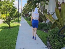 Un extraño pervertido no podía apartar sus ojos de mi gran culo con mi falda corta - coño gordo BBW SSBBW