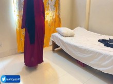 Gran culo y coño mojado Hijabi Friends ¡Mamá caliente quiere follar con los amigos de su hijo!