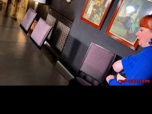 Red XXX se divierte mientras trabaja desde casa