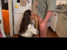 Llegué a casa con ganas de helado y mi marido de algo más.