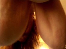 el sonido de las tetas pesadas aplaudiendo